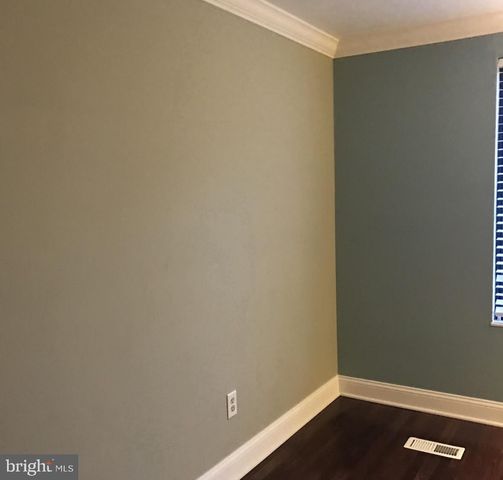 75 LAWN PARK AVE, Lawrence Township, NJ 08648