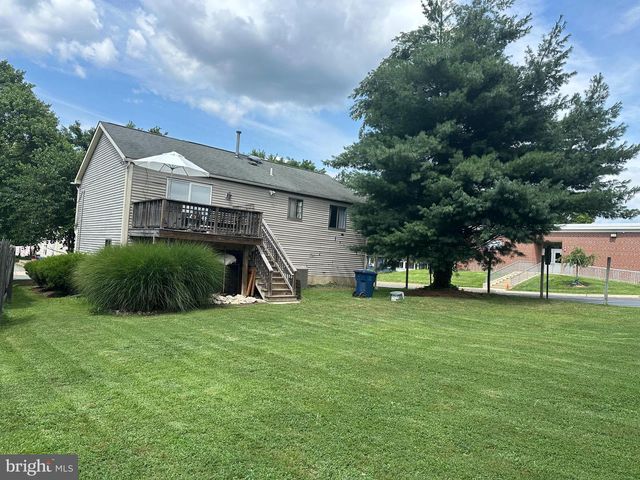 75 LAWN PARK AVE, Lawrence Township, NJ 08648