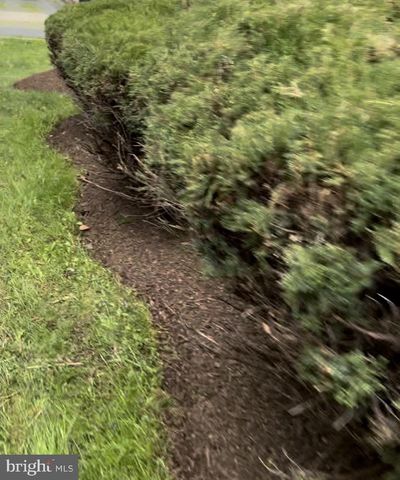 75 LAWN PARK AVE, Lawrence Township, NJ 08648