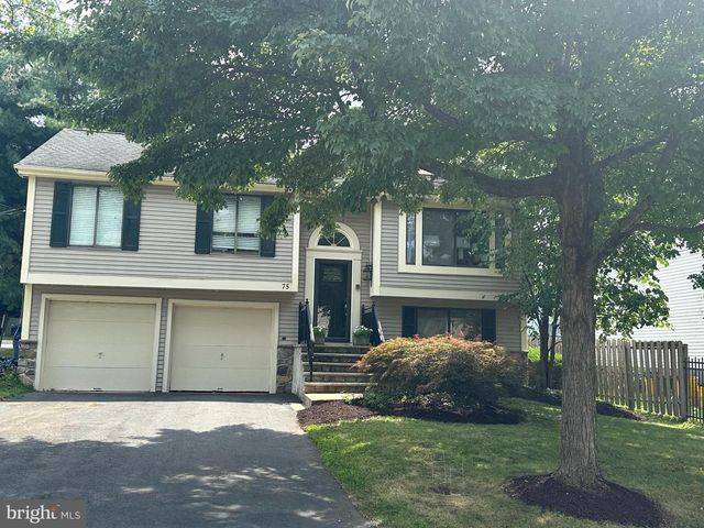 75 LAWN PARK AVE, Lawrence Township, NJ 08648