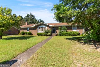 709 Meadowridge Drive, Warner Robins, GA 31093
