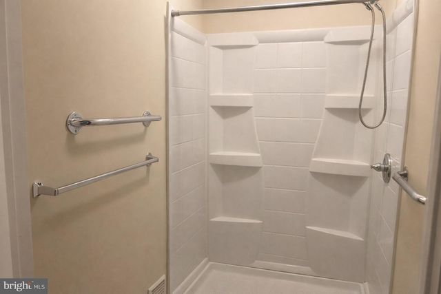 307 FERN DR, Marlton, NJ 08053