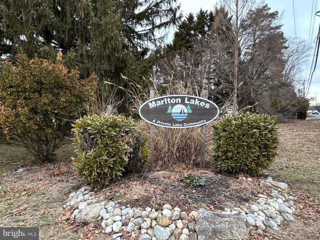 307 FERN DR, Marlton, NJ 08053