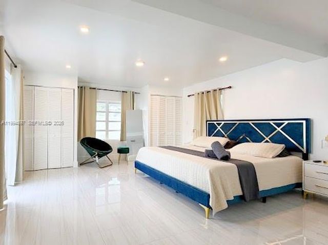 6466 NW 20th St, Margate, FL 33063