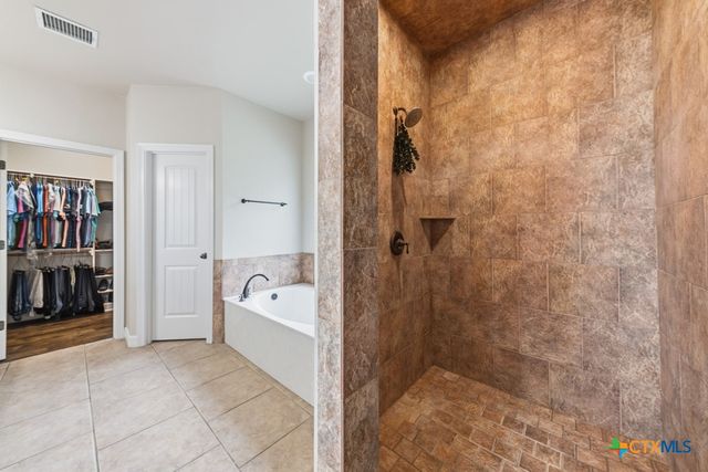 1211 MOSSY HOLLOW Drive, Spring Branch, TX 78070