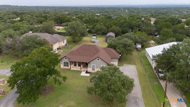 1211 MOSSY HOLLOW Drive, Spring Branch, TX 78070