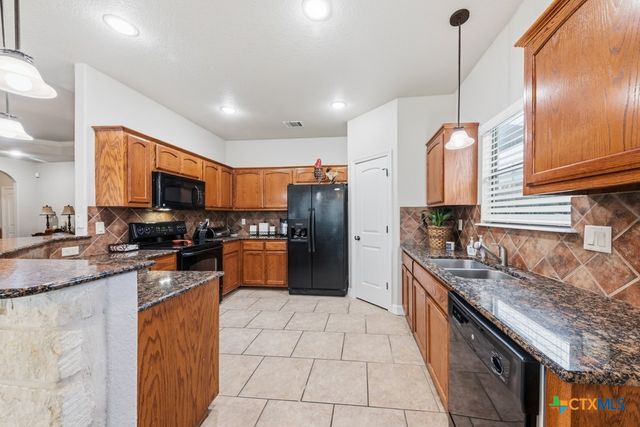 1211 MOSSY HOLLOW Drive, Spring Branch, TX 78070