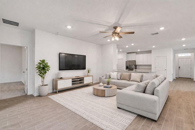 19438 SW 79TH STREET, Dunnellon, FL 34432