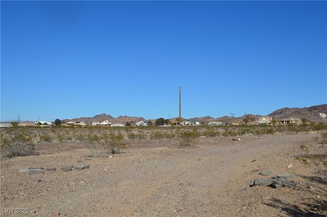 132 North Lisbon Street, Henderson, NV 89015