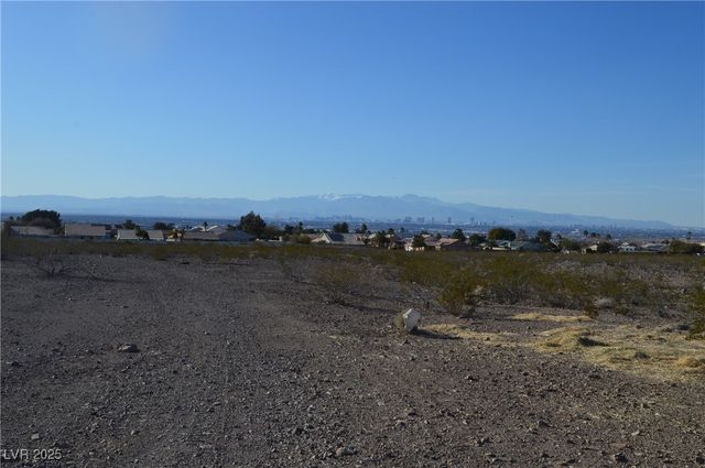 132 North Lisbon Street, Henderson, NV 89015