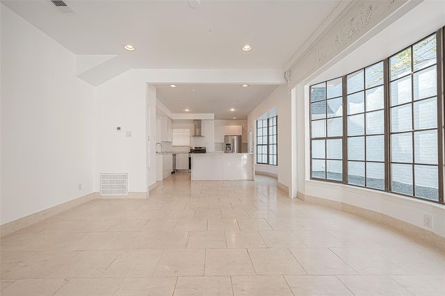 161 Sage Road, Houston, TX 77056