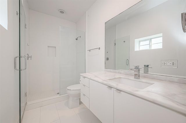 161 Sage Road, Houston, TX 77056