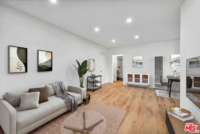 5642 Lexington Avenue, Los Angeles, CA 90038