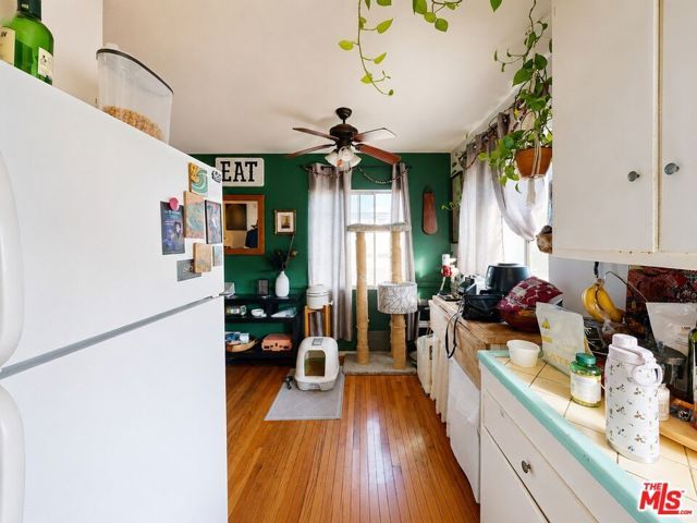 5642 Lexington Avenue, Los Angeles, CA 90038