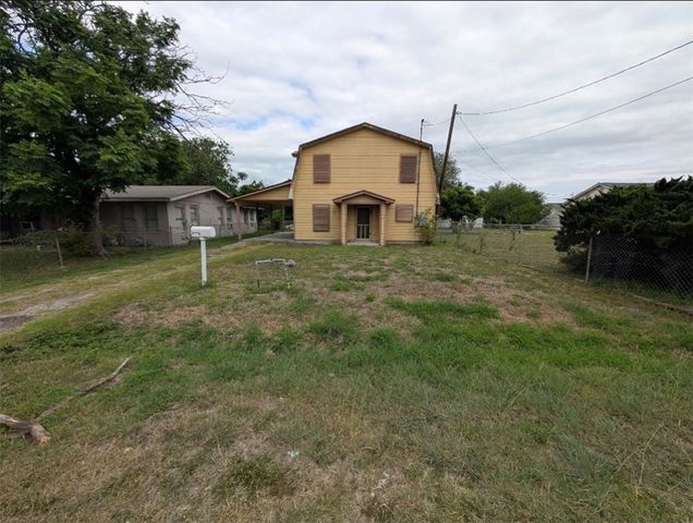 806 Louis Lynch Dr, Corpus Christi, TX 78408