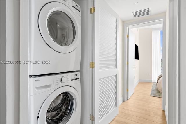 90 NE 32nd St 501, Miami, FL 33137