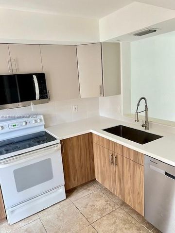 2355 SW 15th Street 73, Deerfield Beach, FL 33442