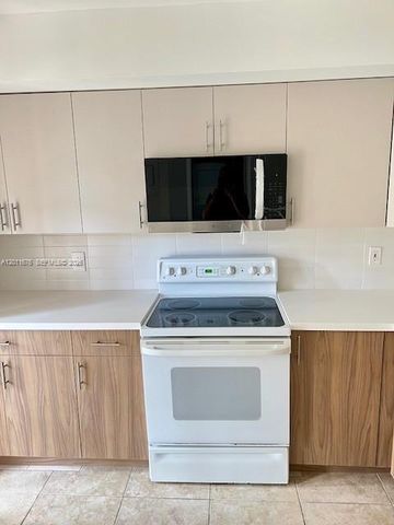 2355 SW 15th Street 73, Deerfield Beach, FL 33442