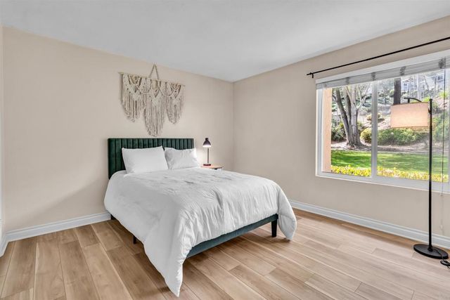 2382 Hosp Way 143, Carlsbad, CA 92008