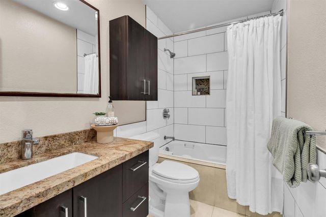 2382 Hosp Way 143, Carlsbad, CA 92008