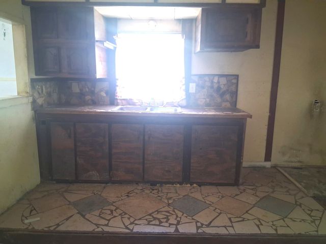 762 NE 6th, Paris, TX 75460