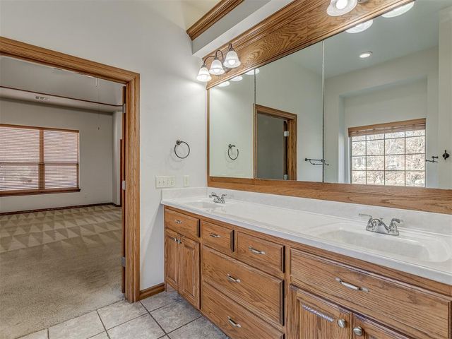 490 Daniel Lee Drive, Choctaw, OK 73020