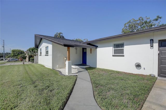 912 S HIGHLAND AVENUE, Clearwater, FL 33756