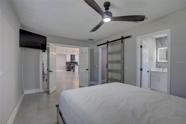 912 S HIGHLAND AVENUE, Clearwater, FL 33756