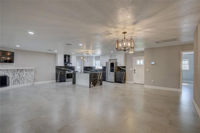 912 S HIGHLAND AVENUE, Clearwater, FL 33756