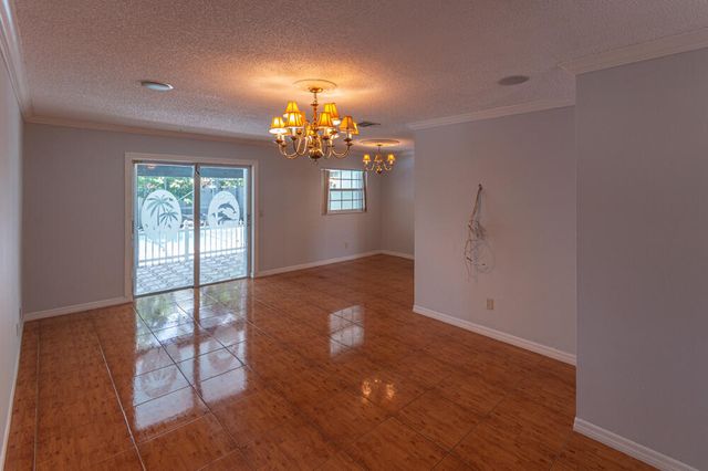 1045 Cameo Circle, West Palm Beach, FL 33417