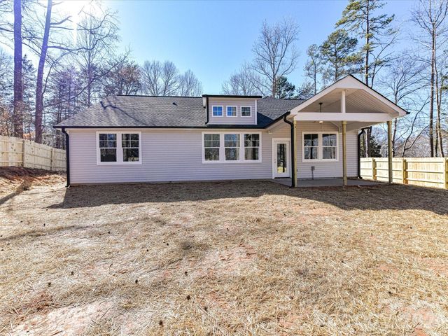 185 Flat Stone Drive, Clover, SC 29710