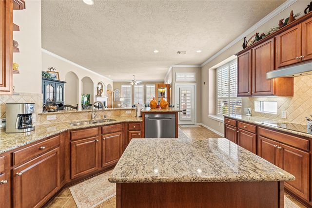 16707 Shimmering Lake Drive, Cypress, TX 77433