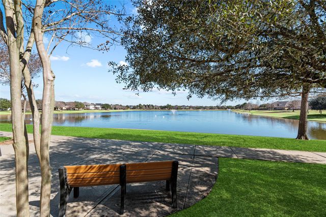 16707 Shimmering Lake Drive, Cypress, TX 77433