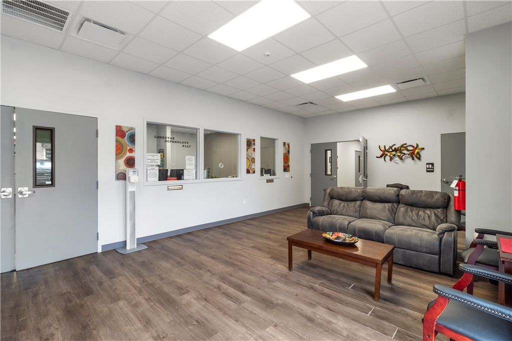 2304 De Lee Street, Bryan, TX 77802 — photo 3