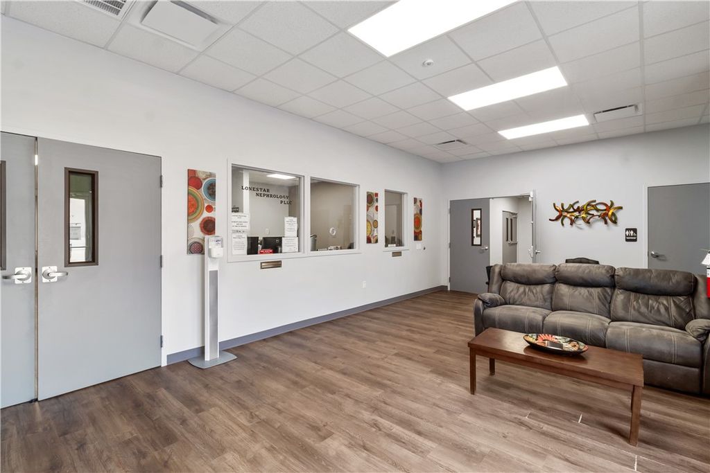 2304 De Lee Street, Bryan, TX 77802 — photo 4