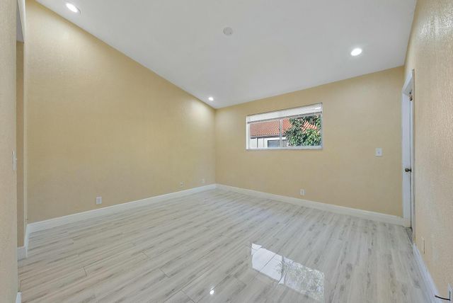 13 Via De Casas Sur 202, Boynton Beach, FL 33426