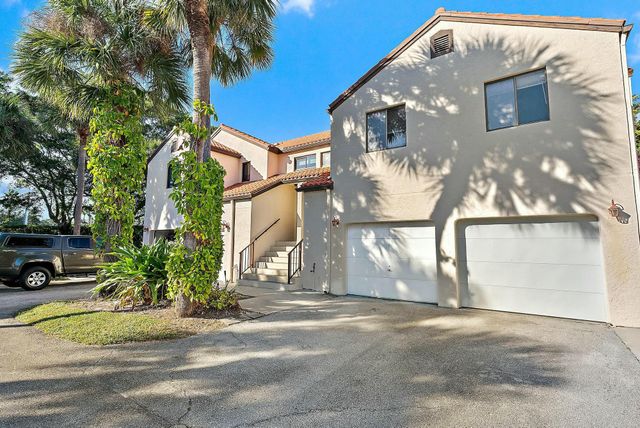13 Via De Casas Sur 202, Boynton Beach, FL 33426