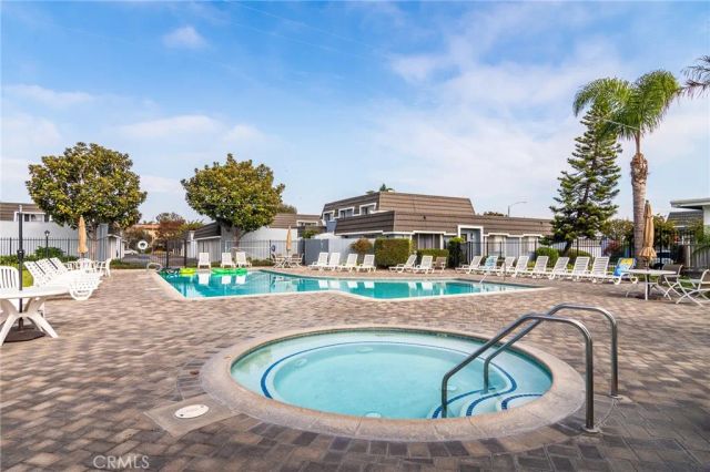 8379 Leeward, Huntington Beach, CA 92646