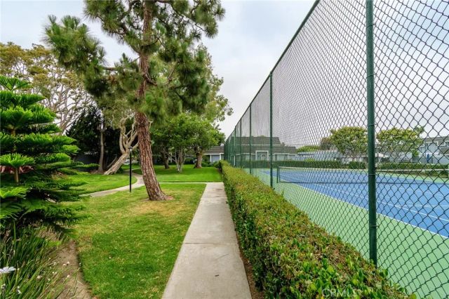 8379 Leeward, Huntington Beach, CA 92646
