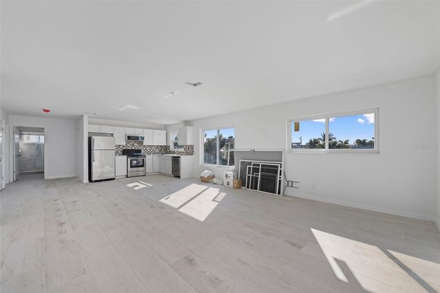 2210 AVENUE C Manatee, Bradenton Beach, FL 34217