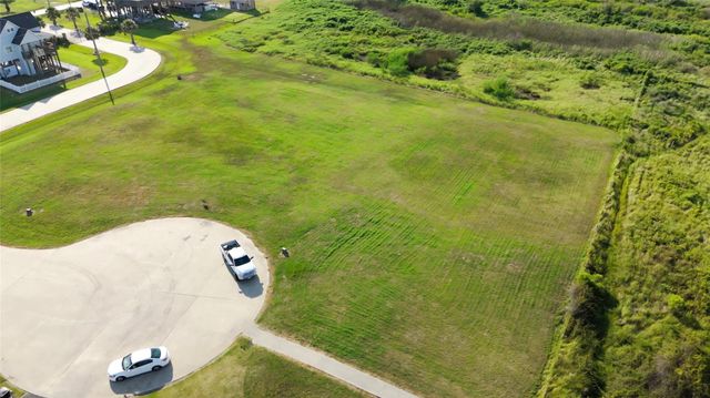 1217 Crystal Dunes Way, Crystal Beach, TX 77650