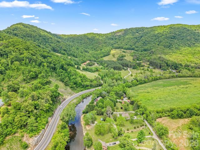 300 Bugle Boy Drive, Cullowhee, NC 28723