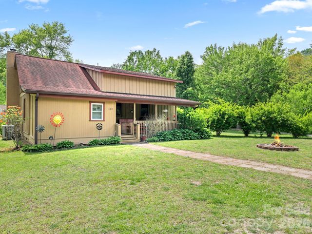 300 Bugle Boy Drive, Cullowhee, NC 28723