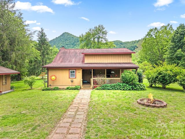 300 Bugle Boy Drive, Cullowhee, NC 28723