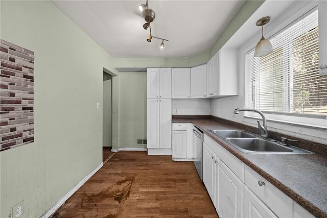 6510 Woodlawn Ave, Penn Hills, PA 15147