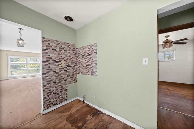 6510 Woodlawn Ave, Penn Hills, PA 15147