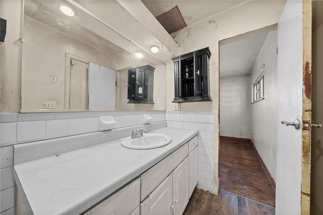 6510 Woodlawn Ave, Penn Hills, PA 15147