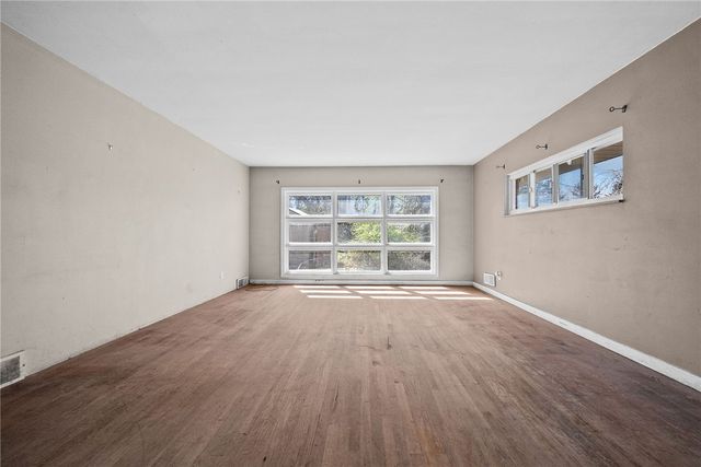 6510 Woodlawn Ave, Penn Hills, PA 15147