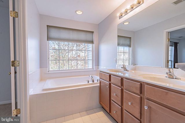 5207 CHANDLER WAY, Orefield, PA 18069