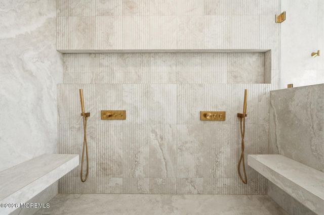 46 Whalepond Road, Oakhurst, NJ 07755